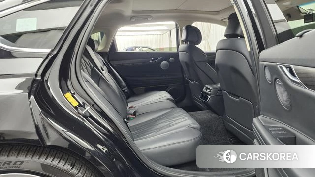 Genesis G80 (RG3) 2025 Черный из Кореи, фото 2