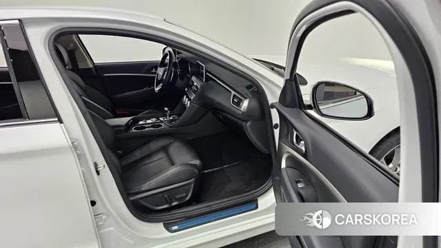 Genesis The New G70 2021 Белый из Кореи, фото 2