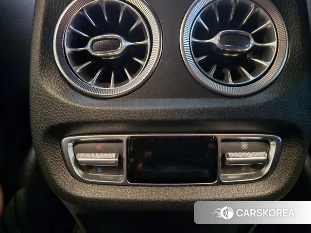 Mercedes-Benz G-Class W463b 2022 Белый из Кореи, фото 2