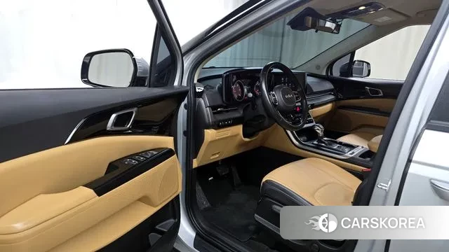 Kia Carnival 4th generation 2021 Серебряный из Кореи, фото 2