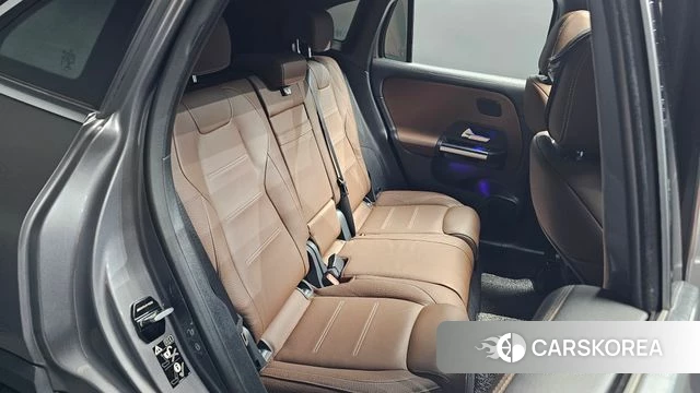 Mercedes-Benz GLA - Class H247 2022 Серый из Кореи, фото 2