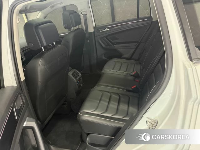 Volkswagen Tiguan second Generation 2021 Белый из Кореи, фото 2