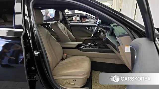 Kia K8 Hybrid 2023 Черный из Кореи, фото 2