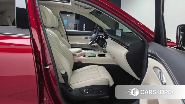 Genesis GV70 2023 Красный из Кореи, фото 2