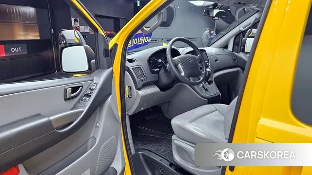 Hyundai The New Grand Starex 2019 Желтый из Кореи, фото 2