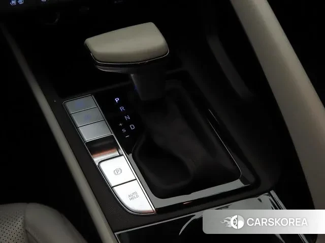 Hyundai Avante Hybrid (CN7) 2022 Серый из Кореи, фото 2