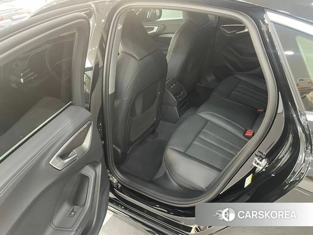 Audi A5 (B10) 2025 Черный из Кореи, фото 2