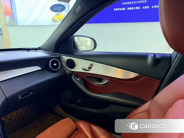 Mercedes-Benz Class C 2019 Белый из Китая, фото 2