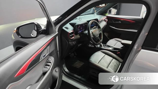 Chevrolet (GM Daewoo) The New Trail Blazer 2023 Белый из Кореи, фото 2