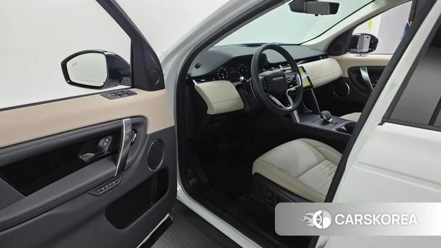 Land Rover Discovery Sports 2nd Generation 2025 Белый из Кореи, фото 2