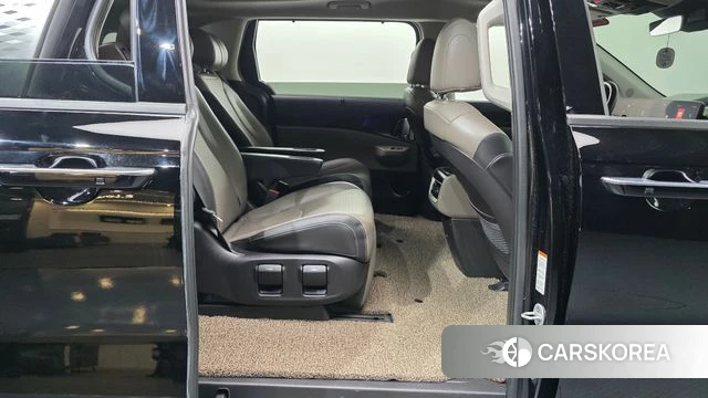 Kia The New Carnival 4th Generation 2024 Черный из Кореи, фото 2