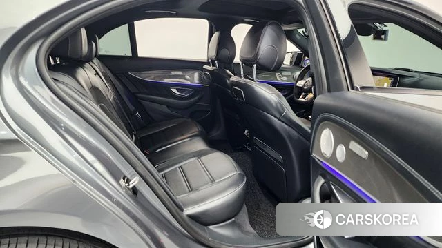Mercedes-Benz E-Class W213 2019 Серый из Кореи, фото 2