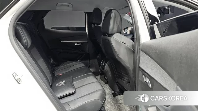 Peugeot 3008 second generation 2022 Белый из Кореи, фото 2