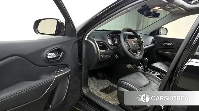 Jeep Cherokee (KL) 2022 Черный из Кореи, фото 2