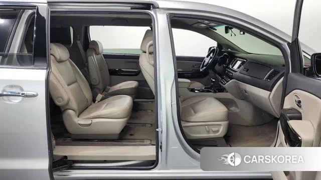 Kia The New Carnival 2020 Серебристо-серый из Кореи, фото 2