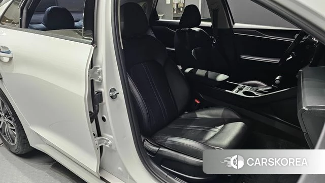 Kia K5 3rd generation 2022 Белый из Кореи, фото 2