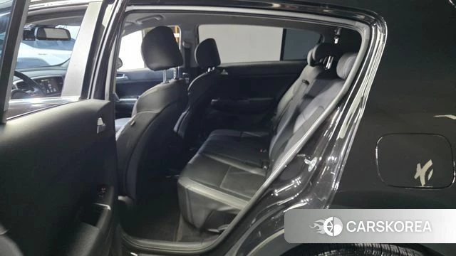 Kia Sportage The Bold 2021 Черный из Кореи, фото 2
