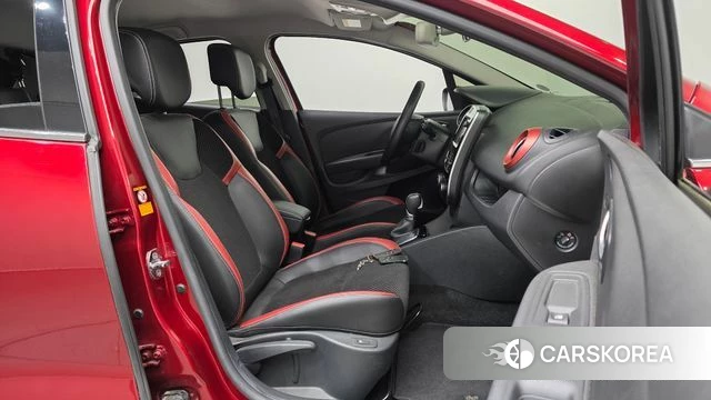 Renault Korea (Samsung) Clio 2018 Красный из Кореи, фото 2