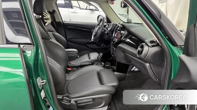 Mini Cooper 2020 Зеленый из Кореи, фото 2