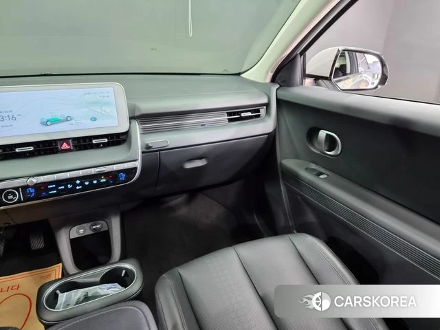 Hyundai Ionic 5 2022 Серебристо-серый из Кореи, фото 2