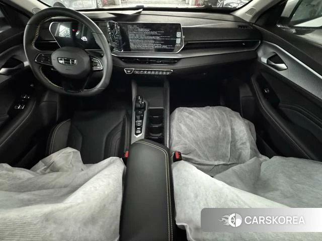 Geely Automobile Binrui 2026 Белый из Китая, фото 2