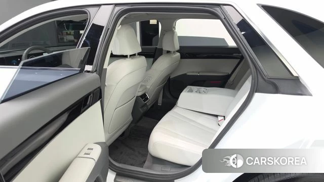 Hyundai Grandeur (GN7) 2022 Белый из Кореи, фото 2