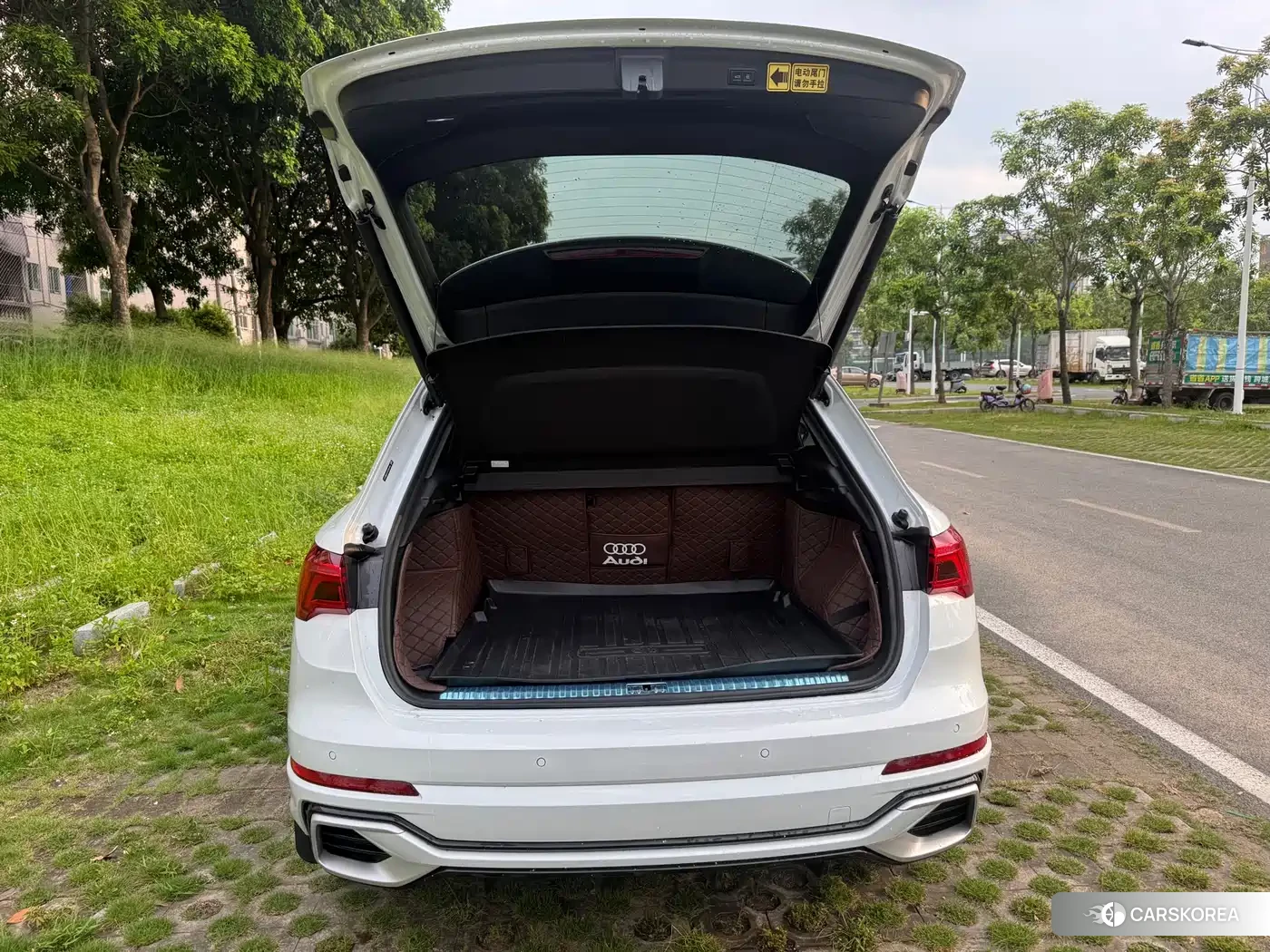 Audi Q3 2025 Белый из Китая, фото 2