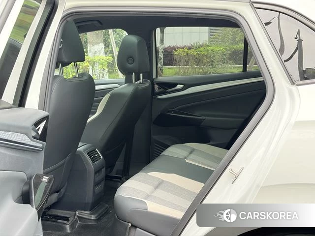 Volkswagen ID.4 CROZZ 2022 Белый из Китая, фото 2