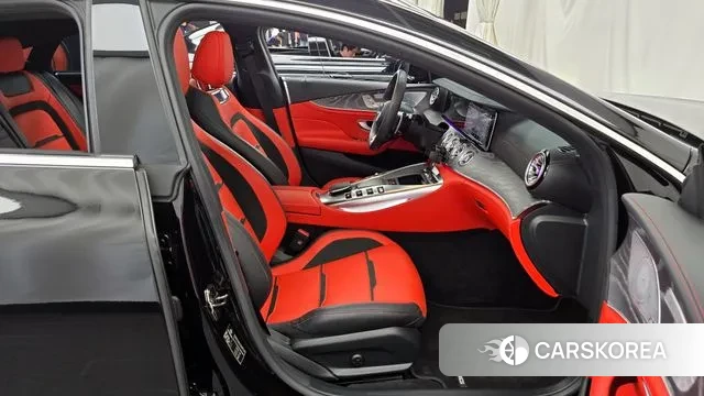 Mercedes-Benz AMG GT 2023 Черный из Кореи, фото 2