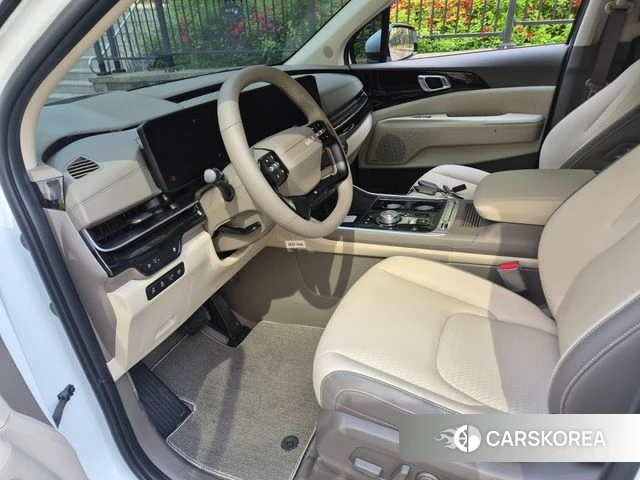 Kia The New Carnival 4th Generation 2025 Белый из Кореи, фото 2