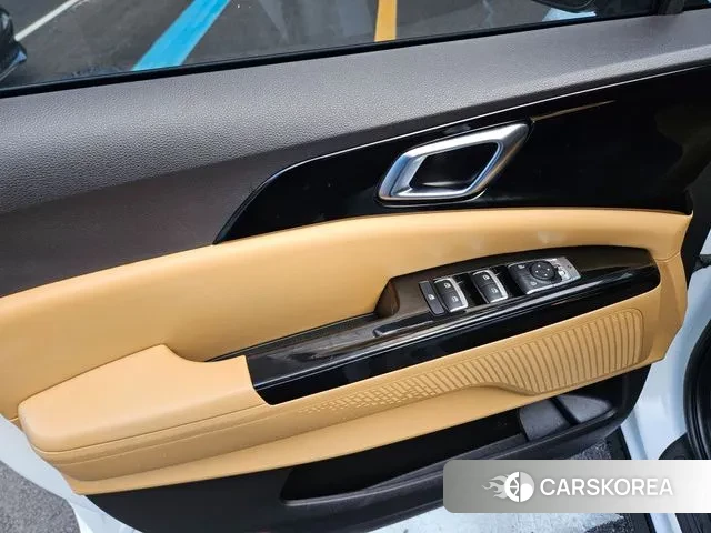 Kia Carnival 4th generation 2022 Белый из Кореи, фото 2