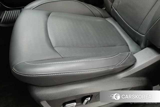 Chery Tiggo 8 2022 Темно-серый из Китая, фото 2