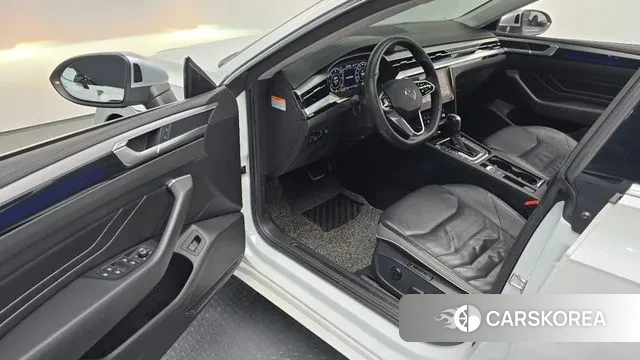 Volkswagen Arteon 2022 Белый из Кореи, фото 2