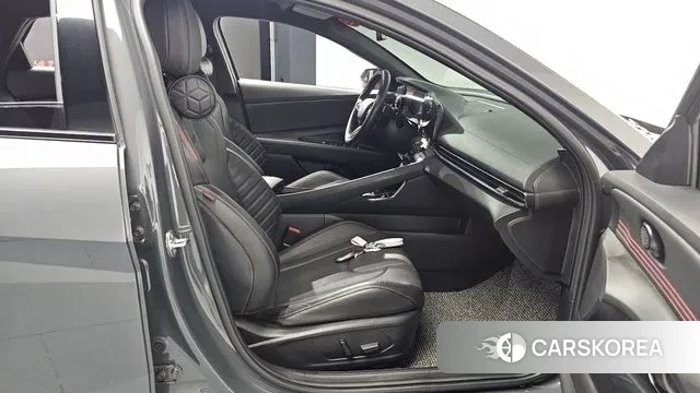 Hyundai The New Avante (CN7) 2024 Серый из Кореи, фото 2