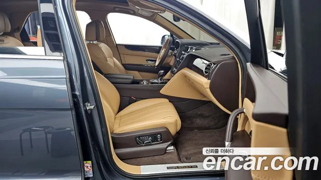 Bentley Bentayga 2020 Небесно-голубой из Кореи, фото 2