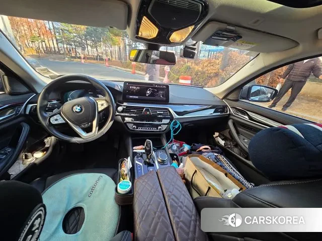 BMW 5 Series (G30) 2021 Серый из Кореи, фото 2