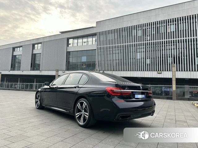 BMW 7 series 2019 Черный из Китая, фото 2