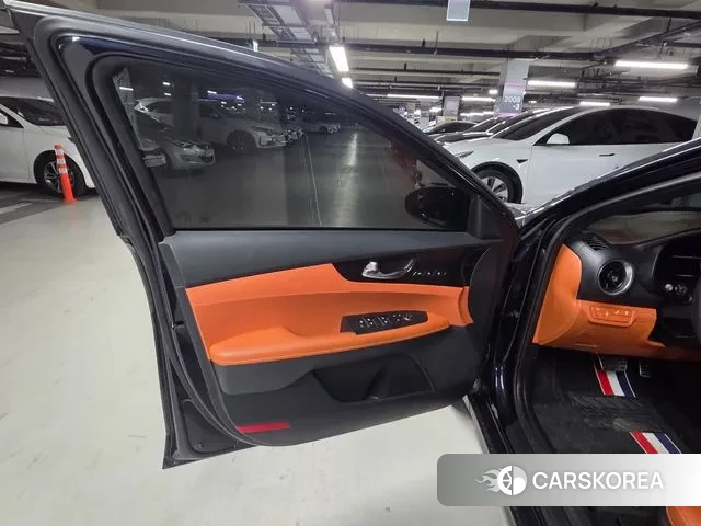 Kia The New K3 2nd generation 2023 Синий из Кореи, фото 2