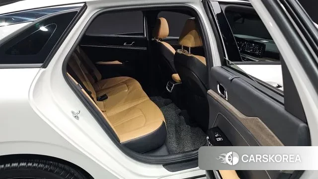 Kia K5 3rd generation 2023 Белый из Кореи, фото 2