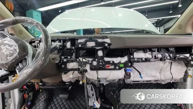 Kia The New Carnival 4th Generation 2024 Белый из Кореи, фото 2