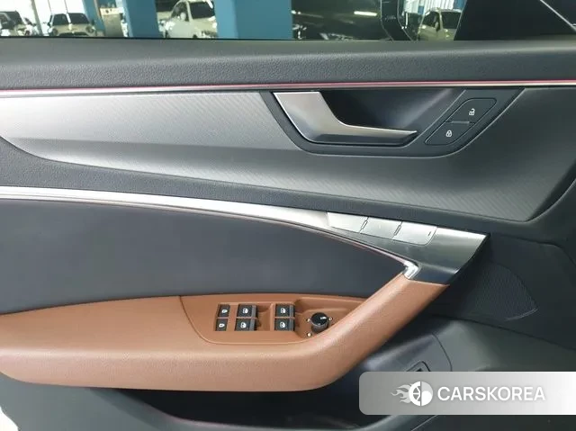 Audi A6 (C8) 2020 Синий из Кореи, фото 2