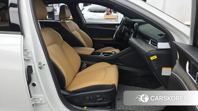 Kia K5 Hybrid 3rd Generation 2023 Белый из Кореи, фото 2
