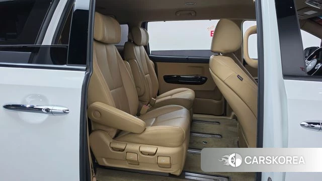 Kia The New Carnival 2019 Белый из Кореи, фото 2