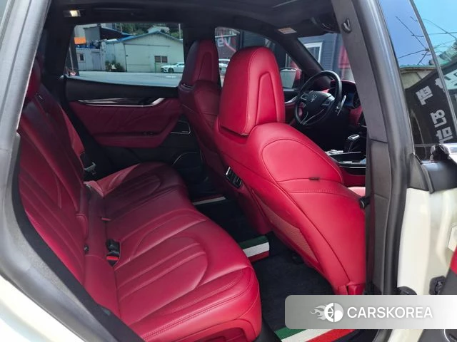 Maserati Levante 2019 Белый из Кореи, фото 2