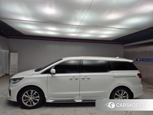 Kia The New Carnival 2020 Белый из Кореи, фото 2