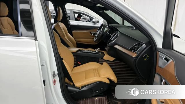 Volvo XC90 second Generation 2020 Белый из Кореи, фото 2