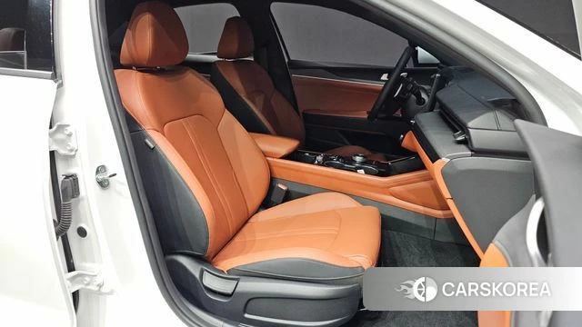 Kia The New K5 3rd generation 2023 Белый из Кореи, фото 2