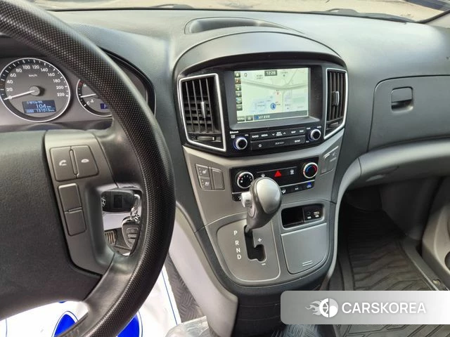 Hyundai The New Grand Starex 2018 Белый из Кореи, фото 2