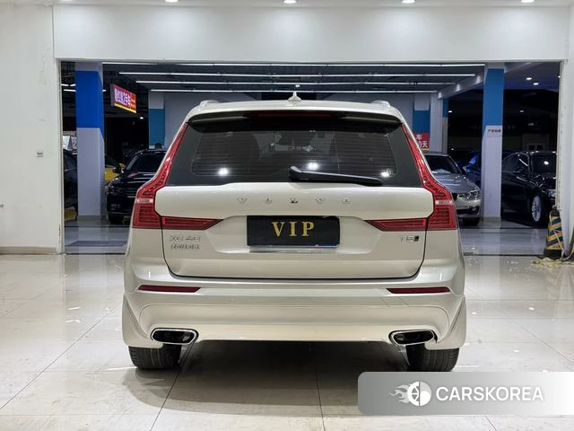 Volvo XC60 2019 Шампань из Китая, фото 2