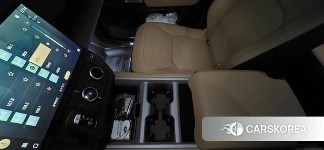 Land Rover Defender (L663) 2026 Черный из Кореи, фото 2